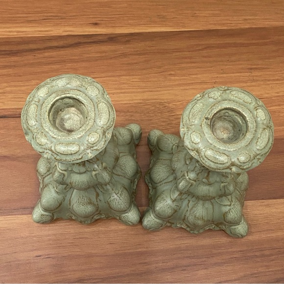 Pair Of Vintage 60’s WYLEY 67 Sage Green Muted Glazed Candle Stick Holder Set - Picture 8 of 13
